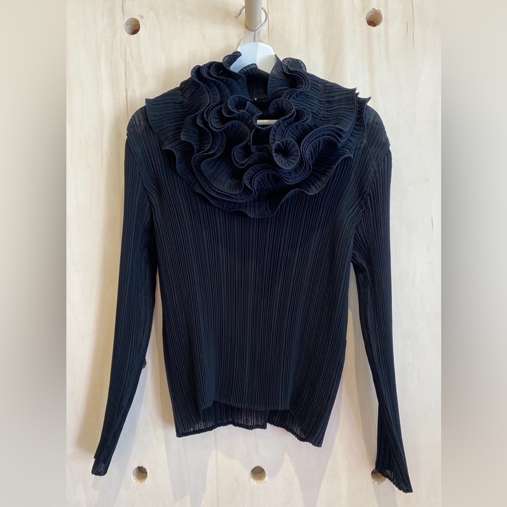 Issey Miyake FÊTE Sculptural Ruffle Pleated Top – Rare Vintage